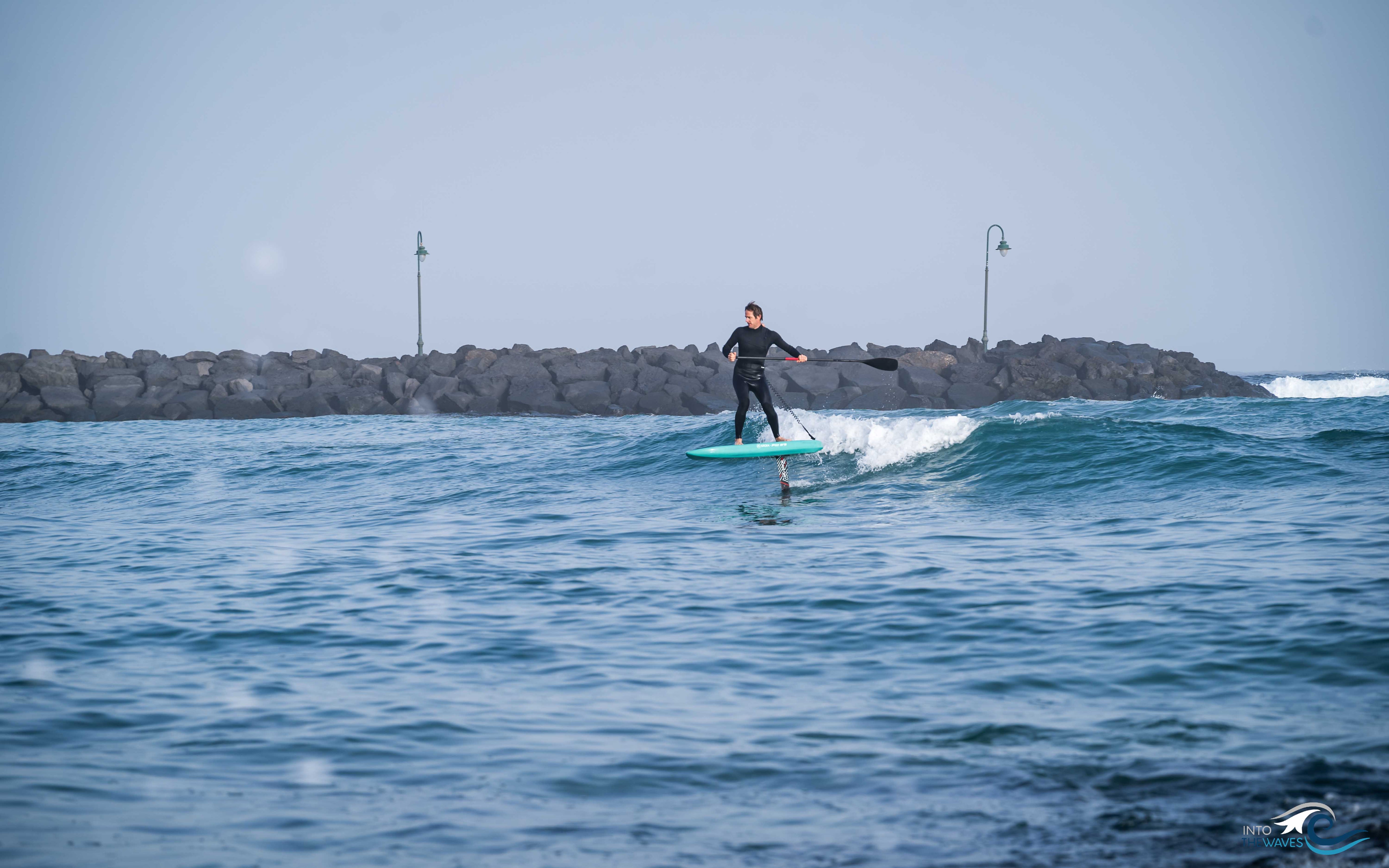 Planches de sup foil