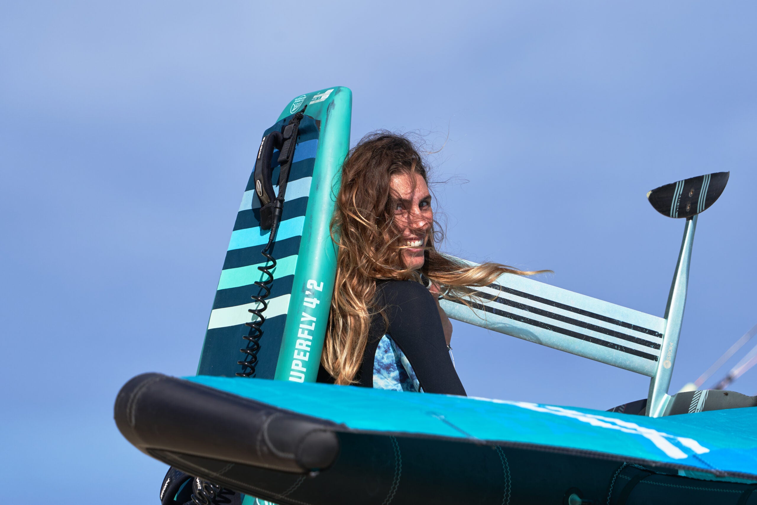 Aile avant de wing foil freeride Control 820 cm² SROKA carbone pre-preg